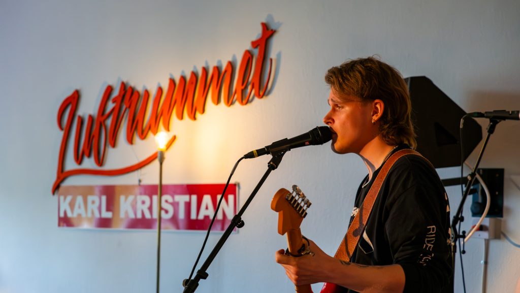 Karl Kristian på Flyfabrikken