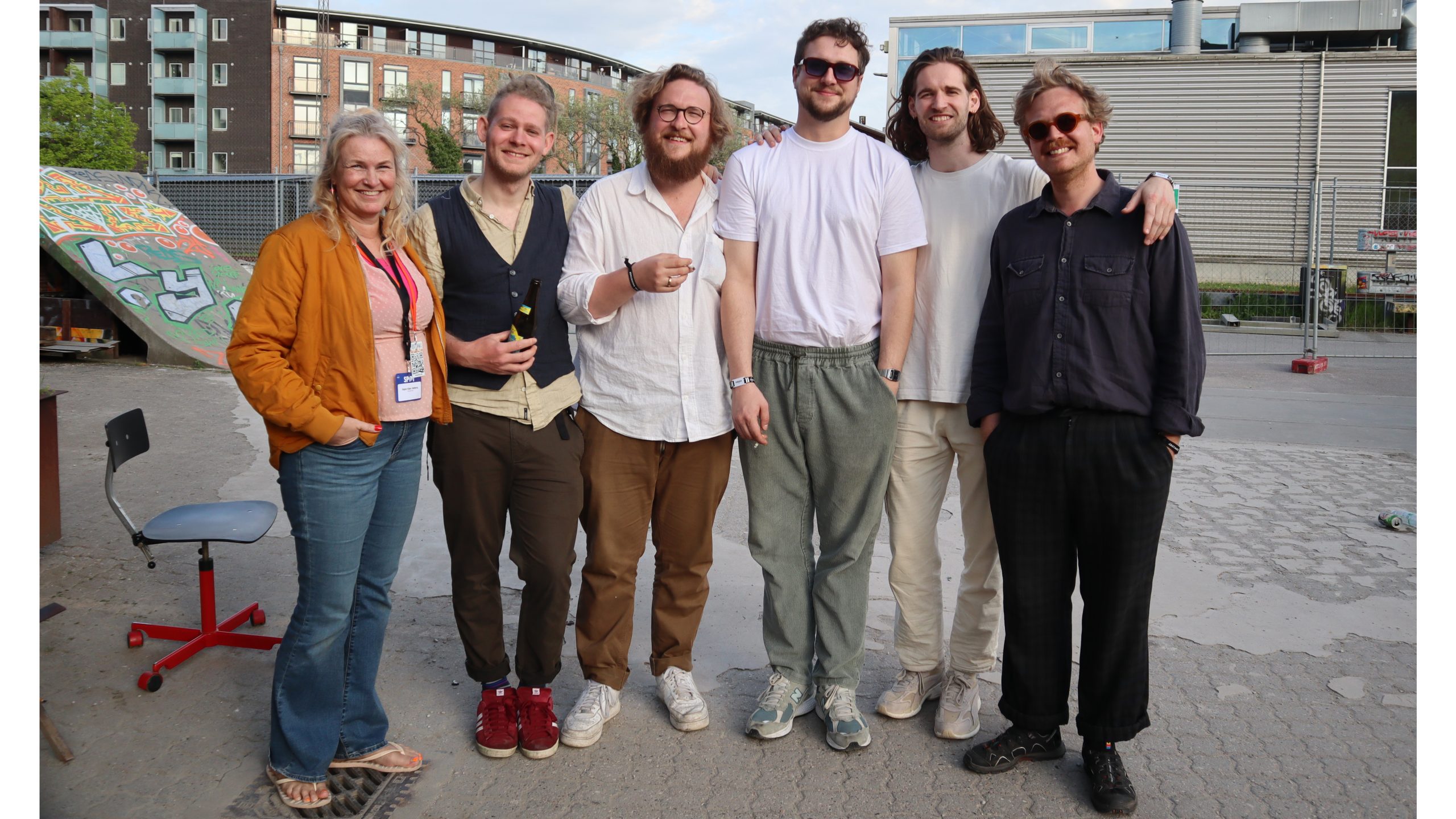 SPOT: Signe møder Trubaduren 2 Signe moeder Trubaduren i Palmehaven og Institut for X scaled