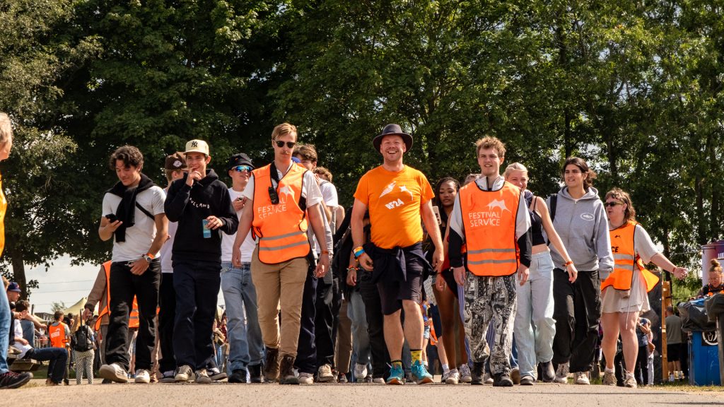 Årets indløb på Roskilde foregik – GÅENDE!