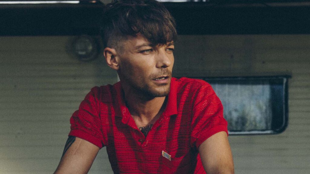 Louis Tomlinson kommer til K.B. Hallen