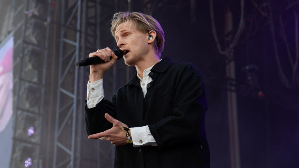 Jelling Musikfestival sluttede i folkedans, fællessang og hjerteligt farvel